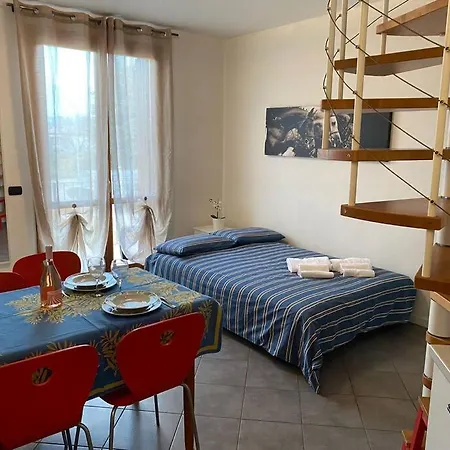 Petit Garda شقة