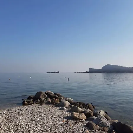 Petit Garda شقة *