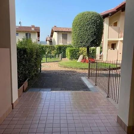 Petit Garda شقة *