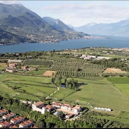 Petit Garda شقة Raffa
